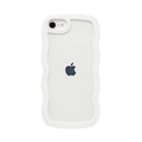 [iPhone 15/15 Pro/14/14 Pro/13/13 Pro/12/12 Pro/SE(第3/第2世代)/8/7専用]ULTRA FINE Wavy Frame iPhoneケース